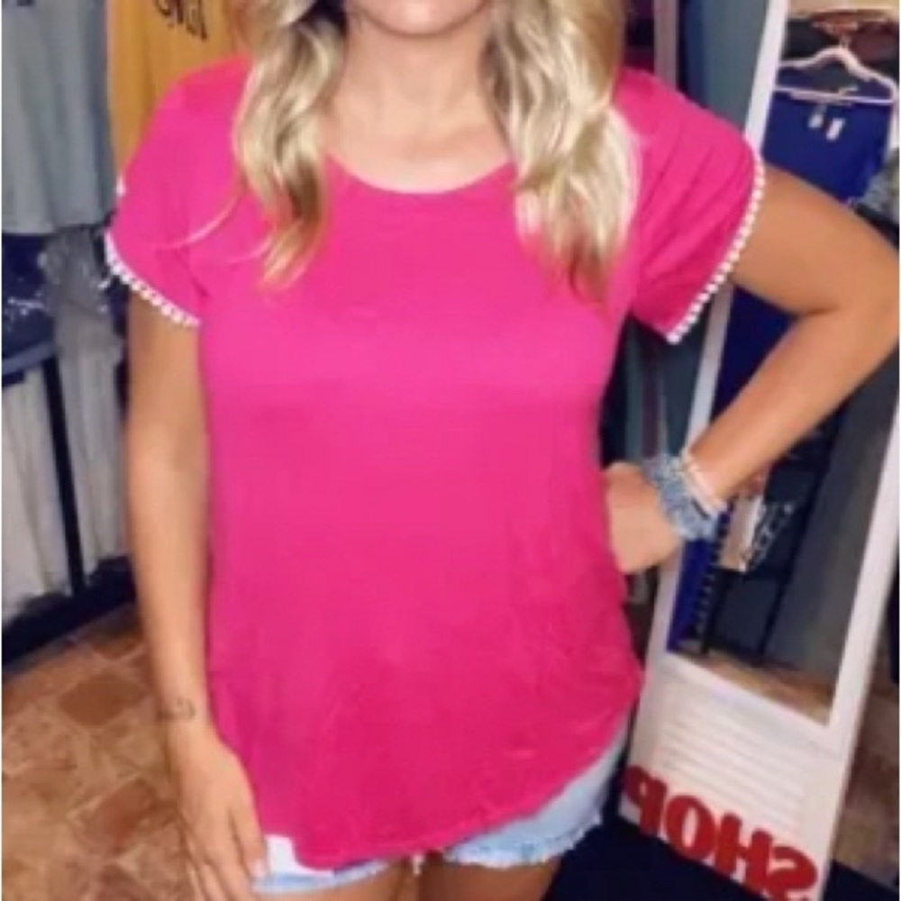 BOUTIQUE S/S Tulip Hem Tee with Pom-Pom Detail (fuschia) NEW!